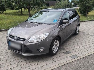 Gebraucht Ford Focus Titanium 116 PS (85 kW) 2011 Braun Kombi