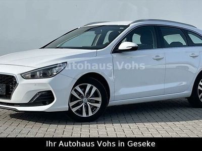 gebraucht Hyundai i30 CW 1.4T-GDI Style LHZ,SHZ,Navi,Link,R-Kamera