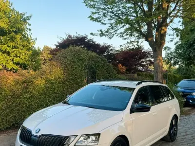 Gebraucht Skoda Octavia vRS 184 PS (135 kW) 2018 Weiß Kombi