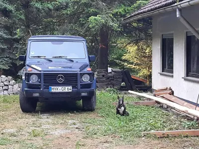 Gebraucht Mercedes G300 177 PS (130 kW) 2000 Schwarz SUV