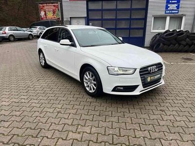 Ibisweiss Gebraucht 2012 Audi A4 Attraction Kombi | 11.500 € (Fairer Preis)