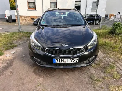 Gebraucht Kia Ceed Sportswagon Edition 7 128 PS (94 kW) 2014 Kombi