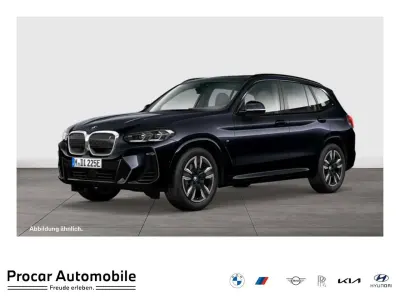 Gebraucht BMW iX3 M Sport 210 kW (286 PS) 2024 Carbonschwarz SUV