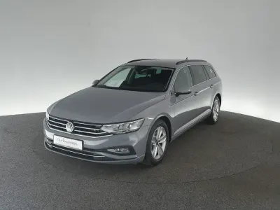 Gebraucht VW Passat Business 200 PS (147 kW) 2023 Grau Kombi
