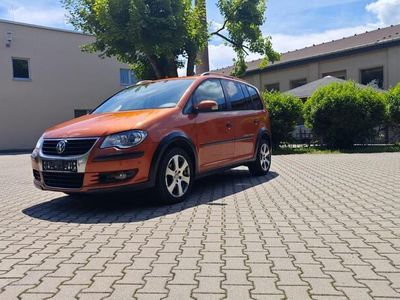 VW Touran Cross
