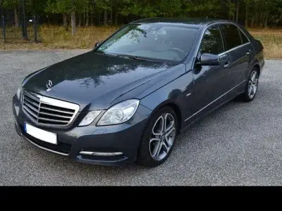 Occasion Mercedes E200 Avantgarde 136 ch (100 kW) 2012 Gris Berline