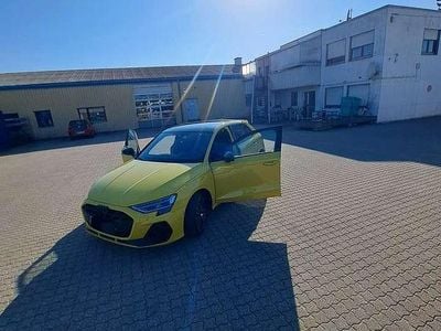 Gebraucht Audi S3 333 PS (244 kW) 2024 Gelb Limousine