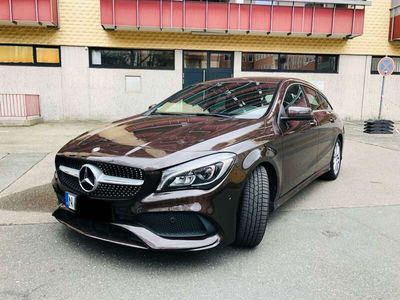 gebraucht Mercedes CLA220 Shooting Brake d AMG Line