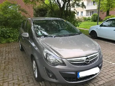 Usado Opel Corsa 95 HP (69 kW) 2014 Cinzento Citadino