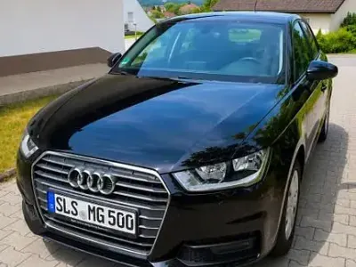 Gebraucht Audi A1 95 PS (69 kW) 2017 Schwarz Kleinwagen