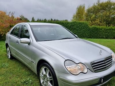 Mercedes C200