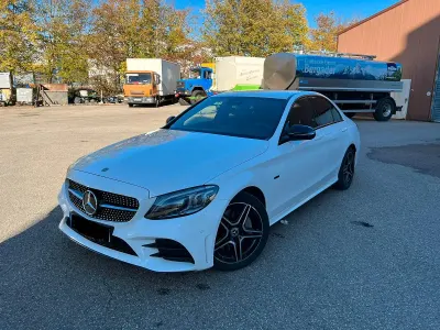 Gebraucht Mercedes C300e 320 PS (235 kW) 2020 Weiß Limousine