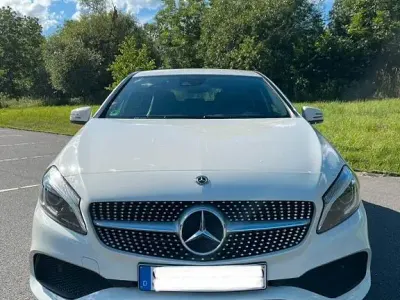 Gebraucht Mercedes A220 Edition 177 PS (130 kW) 2017 Weiß Kleinwagen