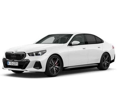 Nouă BMW i5 M Sport 250 kW (340 CP) 2026 Alb Berlinǎ