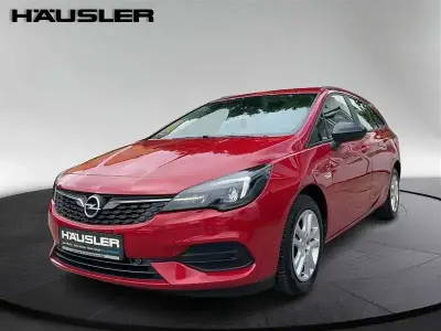 Używany Opel Astra Edition 145 KM (106 kW) 2022 Czerwony Kombi