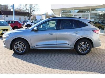 Second-hand Ford Kuga ST-Line X 151 CP (111 kW) 2024 Argintiu SUV