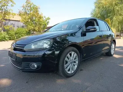 Gebraucht VW Golf VI Style 105 PS (77 kW) 2011 Schwarz Kleinwagen