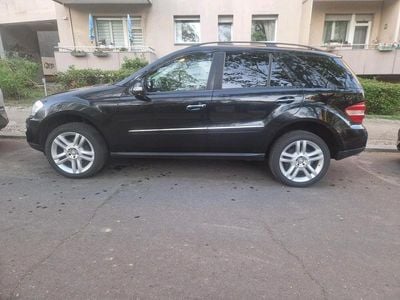 Second-hand Mercedes ML280 190 CP (139 kW) 2007 Negru SUV