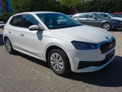 Gebraucht Skoda Fabia Active 65 PS (47 kW) 2023 Weiß Kleinwagen