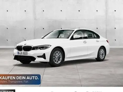 Gebraucht BMW 320 Sport Line 184 PS (135 kW) 2020 Weiß Limousine