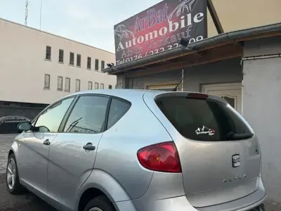 Gebraucht Seat Altea 102 PS (75 kW) 2006 Silber Van / Kleinbus