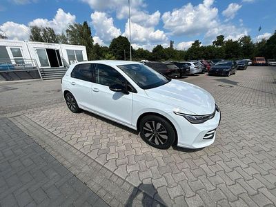 Gebraucht VW Golf VIII Goal 116 PS (85 kW) 2025 Weiß Limousine