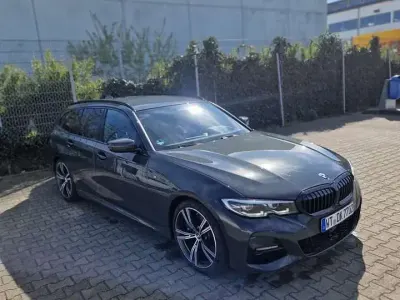 Gebraucht BMW 330 M Sport 265 PS (194 kW) 2020 Kombi