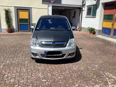 Gebraucht Opel Meriva Edition 105 PS (77 kW) 2008 Silber Van / Kleinbus