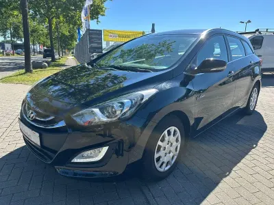 Gebraucht Hyundai i30 Trend 135 PS (99 kW) 2014 Schwarz Kombi