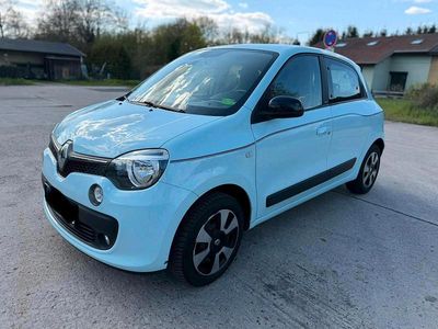 Second-hand Renault Twingo LIMITED 72 CP (52 kW) 2017 Andere farben Hatchback
