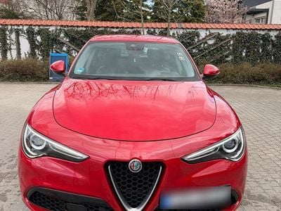 Gebraucht Alfa Romeo Stelvio 200 PS (147 kW) 2017 Rot SUV