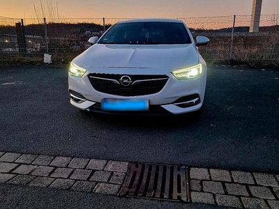Gebraucht Opel Insignia Sport 260 PS (191 kW) 2017 Weiß Limousine