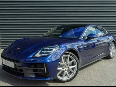 Neu Porsche Panamera 4 E-Hybrid 470 PS (345 kW) 2026 Blau Kleinwagen