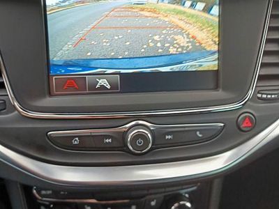 Second-hand Opel Astra Design & Tech 131 CP (96 kW) 2022 Albastru Hatchback