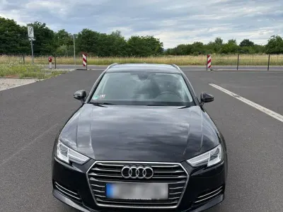Gebraucht Audi A4 Design 150 PS (110 kW) 2017 Schwarz Kombi