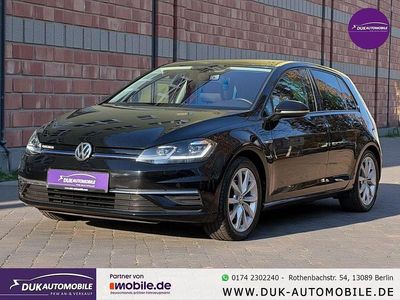 Gebraucht VW Golf VII Comfortline 131 PS (96 kW) 2019 Schwarz Limousine