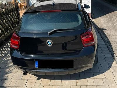 Usata BMW 116 Sport Line 116 CV (85 kW) 2014 Nero Utilitaria