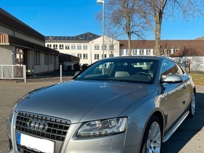 Silber Gebraucht 2011 Audi A5 S-Line Coupé | 12.000 €