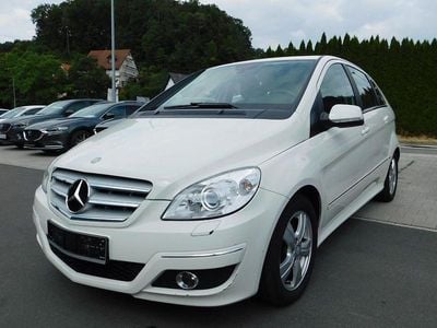 Mercedes B200