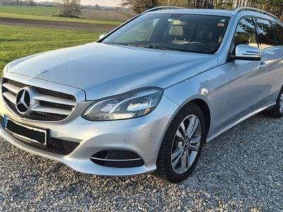 Usata Mercedes E200 Avantgarde 136 CV (100 kW) 2014 Argento Station wagon