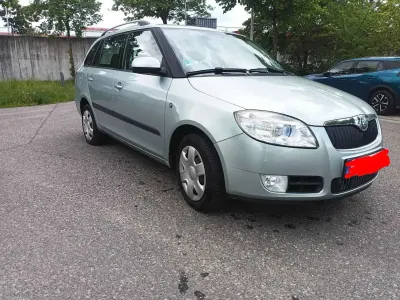Gebraucht Skoda Fabia Ambiente 105 PS (77 kW) 2009 Grun Kombi