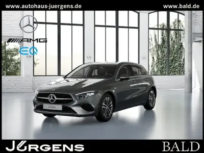 Gebraucht Mercedes A250 Progressive 163 PS (119 kW) 2025 Grau metalliclack mountaingrau Limousine