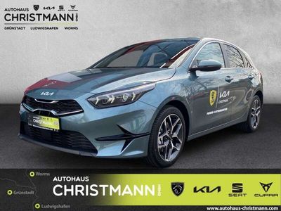 Gebraucht Kia Ceed Style 140 PS (102 kW) 2025 (usg) yucca steel gray m Kleinwagen