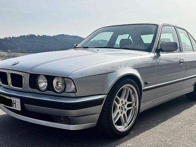 Gebraucht BMW 520 150 PS (110 kW) 1996 Silber Limousine