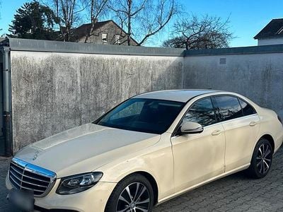 Usata Mercedes E200 150 CV (110 kW) 2019 Beige Berlina