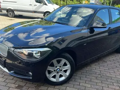 Gebraucht BMW 118 143 PS (105 kW) 2012 Black sapphire metallic Kleinwagen