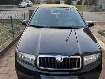 Schwarz Gebraucht 2007 Skoda Fabia Kleinwagen | 1.200 € (Guter Preis)
