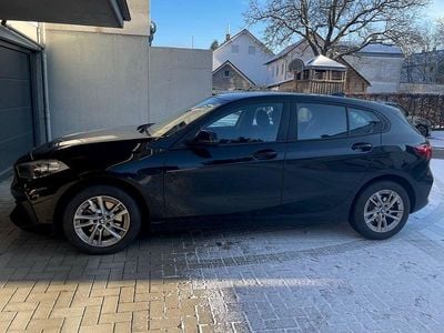 Gebraucht BMW 116 Efficient Dynamics 109 PS (80 kW) 2023 Schwarz Kleinwagen