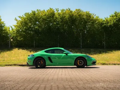 Gebraucht Porsche 718 400 PS (294 kW) 2020 Grün Coupé