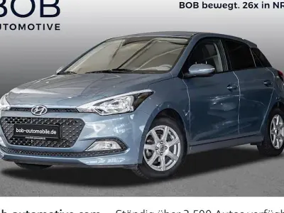 Gebraucht Hyundai i20 GO! 75 PS (55 kW) 2018 Blau Limousine